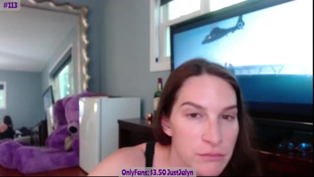 Gallery image thumbnail from Jalyn's myfreecams stream on, 08/12/2023, 24:30 image 2 of 20