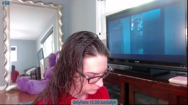 Gallery image thumbnail from Jalyn's myfreecams stream on, 08/25/2023, 22:29 image 4 of 20