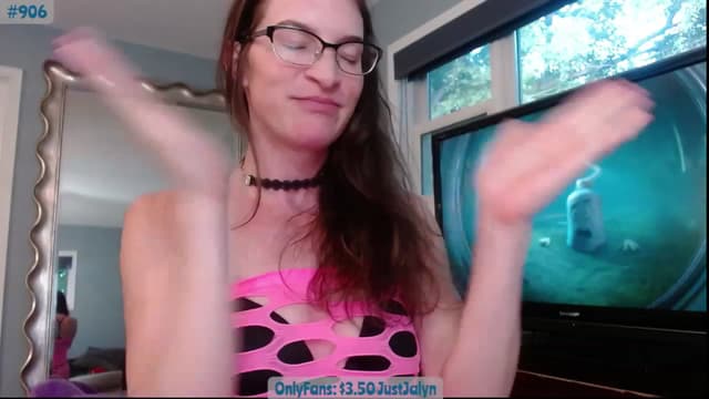 Gallery image thumbnail from Jalyn's myfreecams stream on, 09/13/2023, 24:07 image 15 of 20