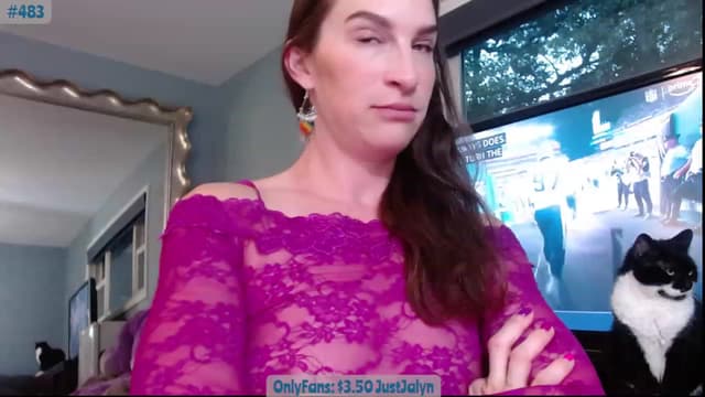 Gallery image thumbnail from Jalyn's myfreecams stream on, 09/15/2023, 01:02 image 13 of 20