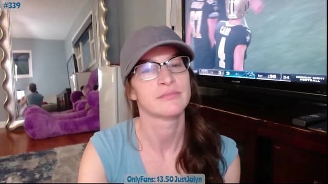 Gallery image thumbnail from Jalyn's myfreecams stream on, 09/19/2023, 24:13 image 17 of 20