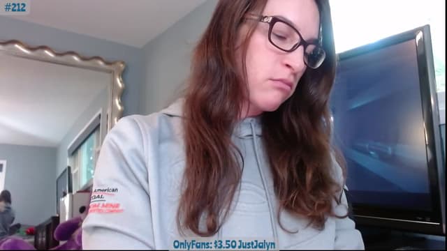 Gallery image thumbnail from Jalyn's myfreecams stream on, 09/29/2023, 24:08 image 8 of 20