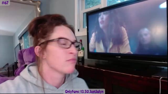 Gallery image thumbnail from Jalyn's myfreecams stream on, 10/09/2023, 23:10 image 19 of 20
