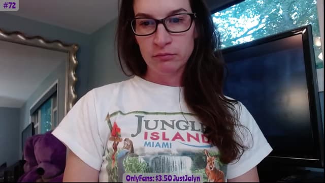 Gallery image thumbnail from Jalyn's myfreecams stream on, 10/10/2023, 23:40 image 10 of 20