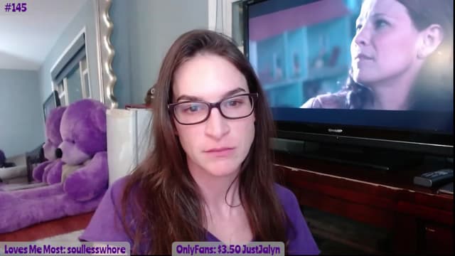 Gallery image thumbnail from Jalyn's myfreecams stream on, 10/20/2023, 23:31 image 13 of 20