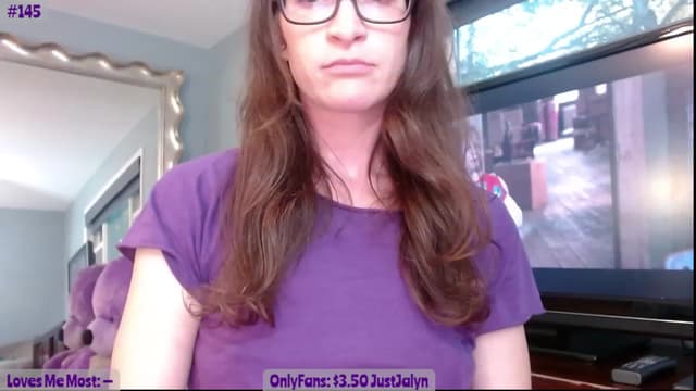 Gallery image thumbnail from Jalyn's myfreecams stream on, 10/20/2023, 23:31 image 1 of 20