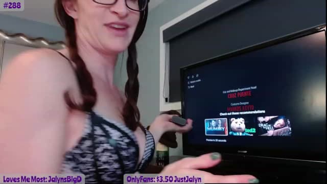 Gallery image thumbnail from Jalyn's myfreecams stream on, 11/04/2023, 24:03 image 13 of 20