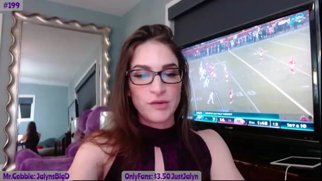 Gallery image thumbnail from Jalyn's myfreecams stream on, 11/21/2023, 03:23 image 1 of 20