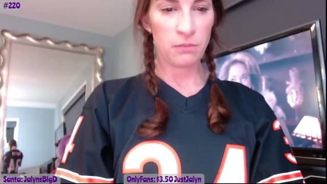 Gallery image thumbnail from Jalyn's myfreecams stream on, 11/28/2023, 03:10 image 12 of 20