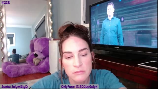 Gallery image thumbnail from Jalyn's myfreecams stream on, 11/30/2023, 02:29 image 8 of 20
