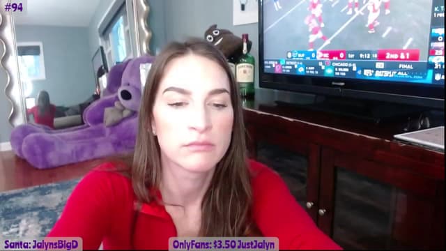 Gallery image thumbnail from Jalyn's myfreecams stream on, 12/10/2023, 23:01 image 2 of 20