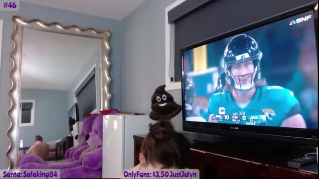 Gallery image thumbnail from Jalyn's myfreecams stream on, 12/18/2023, 03:20 image 20 of 20