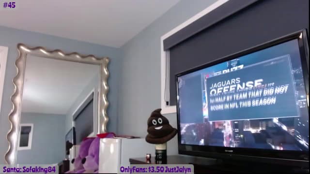 Gallery image thumbnail from Jalyn's myfreecams stream on, 12/18/2023, 03:20 image 17 of 20