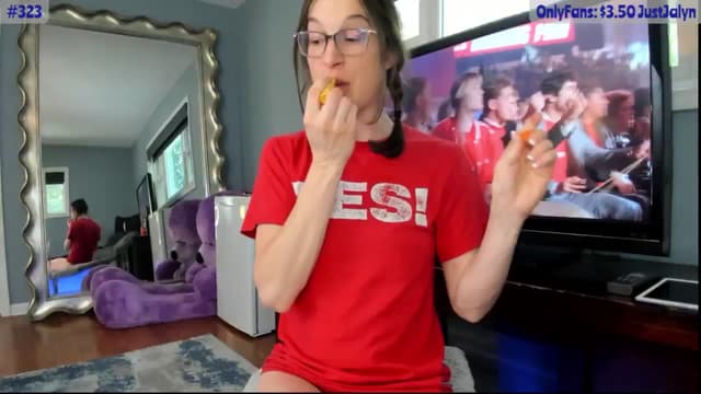 Gallery image thumbnail from Jalyn's myfreecams stream on, 08/24/2024, 22:00 image 17 of 20