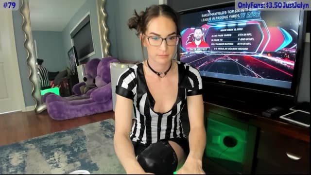 Gallery image thumbnail from Jalyn's myfreecams stream on, 10/04/2024, 24:05 image 15 of 20