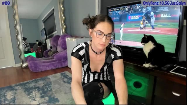 Gallery image thumbnail from Jalyn's myfreecams stream on, 10/04/2024, 24:05 image 13 of 20