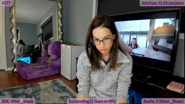 Gallery image thumbnail from Jalyn's myfreecams stream on, 01/08/2025, 24:01 image 4 of 20