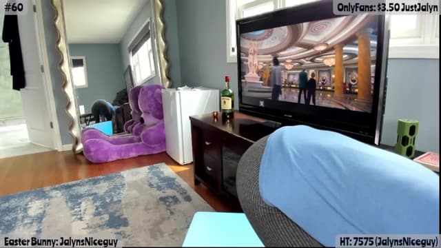 Gallery image thumbnail from Jalyn's myfreecams stream on, 04/19/2025, 16:38 image 14 of 20
