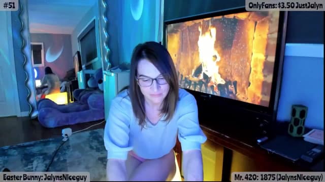 Gallery image thumbnail from Jalyn's myfreecams stream on, 04/22/2025, 24:26 image 19 of 20
