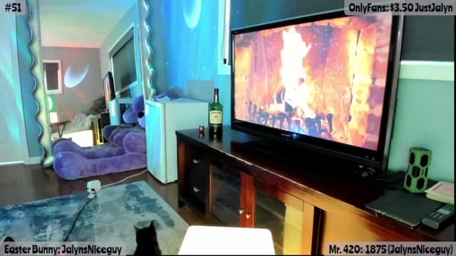 Gallery image thumbnail from Jalyn's myfreecams stream on, 04/22/2025, 24:26 image 9 of 20