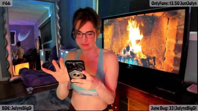 Gallery image thumbnail from Jalyn's myfreecams stream on, 06/14/2025, 24:03 image 6 of 20