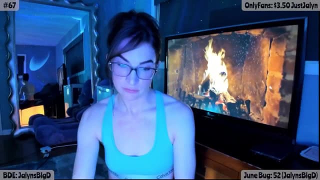Gallery image thumbnail from Jalyn's myfreecams stream on, 06/14/2025, 01:45 image 6 of 20