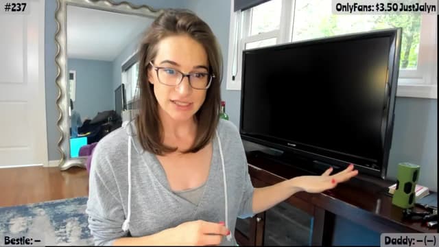 Gallery image thumbnail from Jalyn's myfreecams stream on, 08/03/2025, 17:22 image 9 of 20