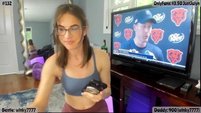 Gallery image thumbnail from Jalyn's myfreecams stream on, 08/10/2025, 20:58 image 7 of 20