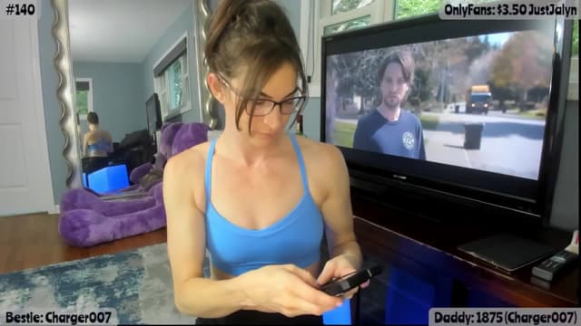 Gallery image thumbnail from Jalyn's myfreecams stream on, 08/11/2025, 23:53 image 15 of 20