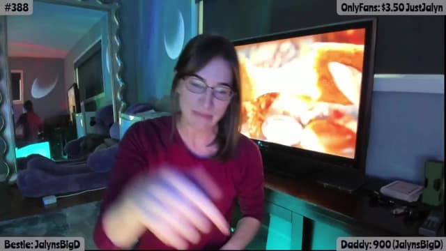 Gallery image thumbnail from Jalyn's myfreecams stream on, 09/07/2025, 24:09 image 6 of 20