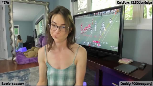 Gallery image thumbnail from Jalyn's myfreecams stream on, 09/14/2025, 22:20 image 3 of 20