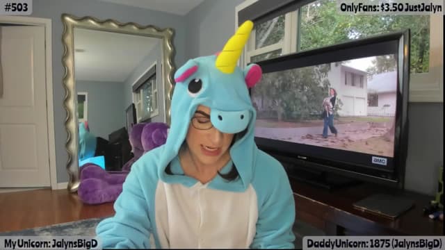 Gallery image thumbnail from Jalyn's myfreecams stream on, 10/02/2025, 24:04 image 4 of 20