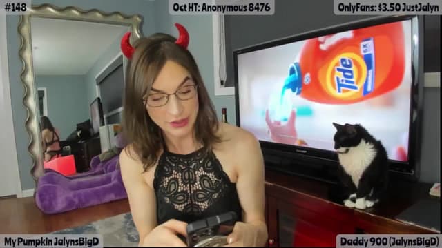 Gallery image thumbnail from Jalyn's myfreecams stream on, 10/15/2025, 01:49 image 10 of 20