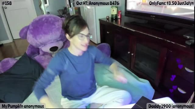 Gallery image thumbnail from Jalyn's myfreecams stream on, 10/23/2025, 24:02 image 3 of 20