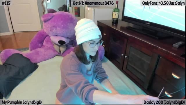 Gallery image thumbnail from Jalyn's myfreecams stream on, 10/24/2025, 24:55 image 9 of 20