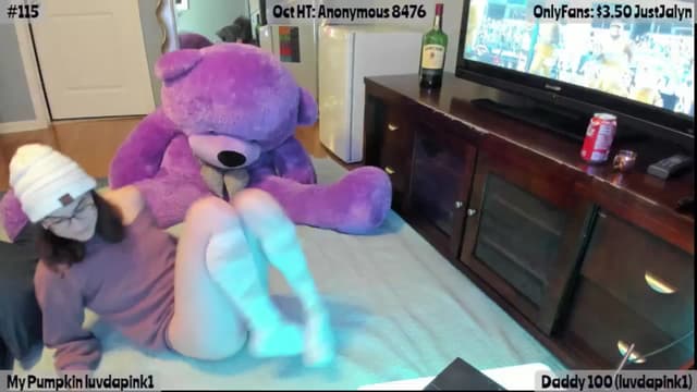 Gallery image thumbnail from Jalyn's myfreecams stream on, 10/24/2025, 24:55 image 4 of 20