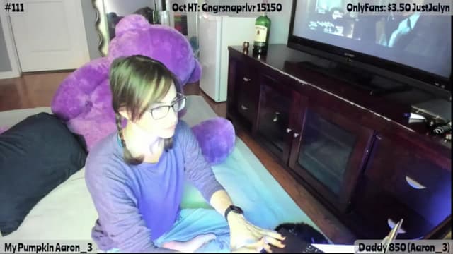 Gallery image thumbnail from Jalyn's myfreecams stream on, 10/29/2025, 24:02 image 17 of 20