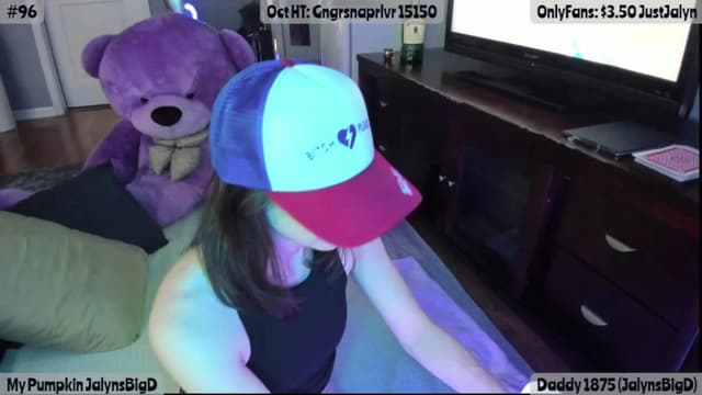 Gallery image thumbnail from Jalyn's myfreecams stream on, 10/31/2025, 01:51 image 11 of 20