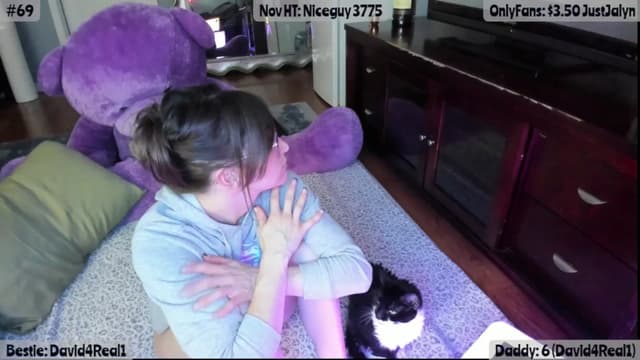 Gallery image thumbnail from Jalyn's myfreecams stream on, 11/07/2025, 24:22 image 15 of 20