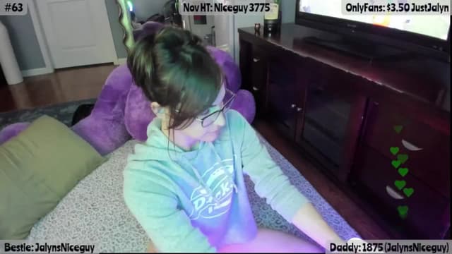 Gallery image thumbnail from Jalyn's myfreecams stream on, 11/07/2025, 02:23 image 13 of 20