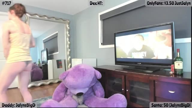 Gallery image thumbnail from Jalyn's myfreecams stream on, 12/04/2025, 02:50 image 3 of 20