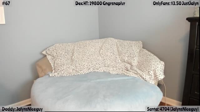 Gallery image thumbnail from Jalyn's myfreecams stream on, 12/28/2025, 23:27 image 14 of 20