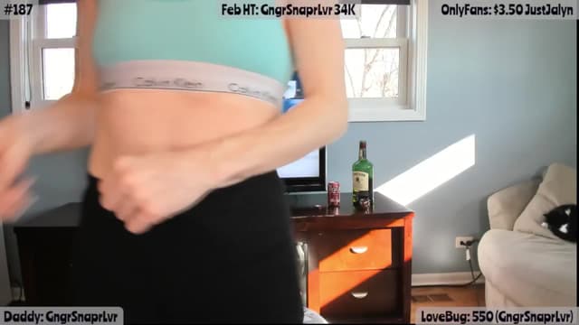 Gallery image thumbnail from Jalyn's myfreecams stream on, 02/15/2026, 22:10 image 12 of 20