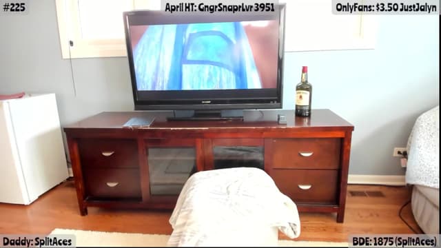 Gallery image thumbnail from Jalyn's myfreecams stream on, 04/06/2026, 20:59 image 16 of 20