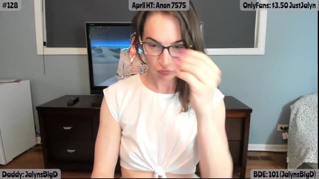 Gallery image thumbnail from Jalyn's myfreecams stream on, 04/28/2026, 01:12 image 5 of 20