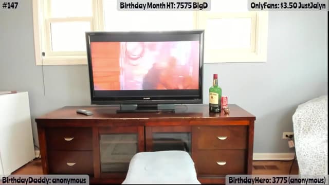 Gallery image thumbnail from Jalyn's myfreecams stream on, 05/02/2026, 21:27 image 5 of 20