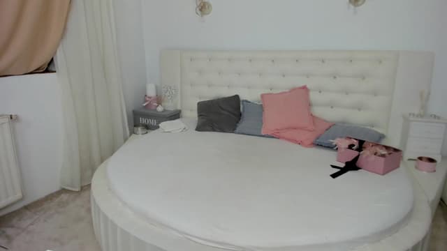 Gallery image thumbnail from Joyxs's myfreecams stream on, 12/16/2022, 19:53 image 4 of 20