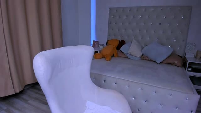 Gallery image thumbnail from Joyxs's myfreecams stream on, 04/14/2023, 20:41 image 1 of 20