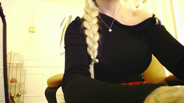 Gallery image thumbnail from K3lly's myfreecams stream on, 08/29/2025, 22:28 image 12 of 20