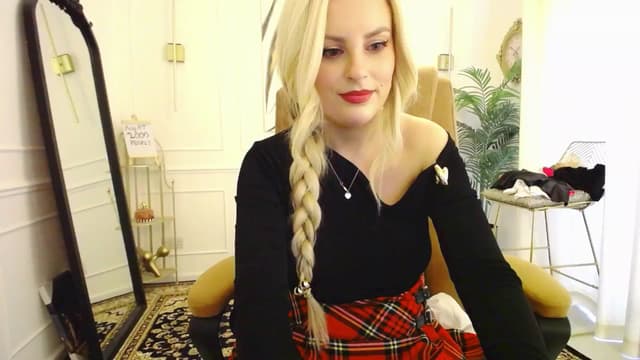 Gallery image thumbnail from K3lly's myfreecams stream on, 08/30/2025, 05:48 image 18 of 20